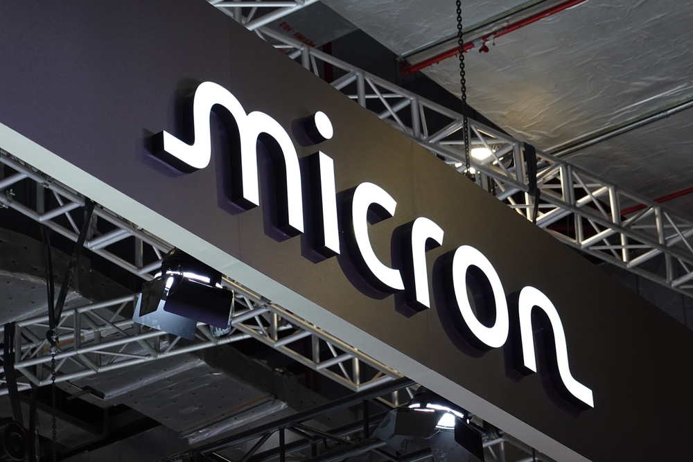 Micron pokračuje v loňském trendu: Co stojí za růstem tohoto giganta?