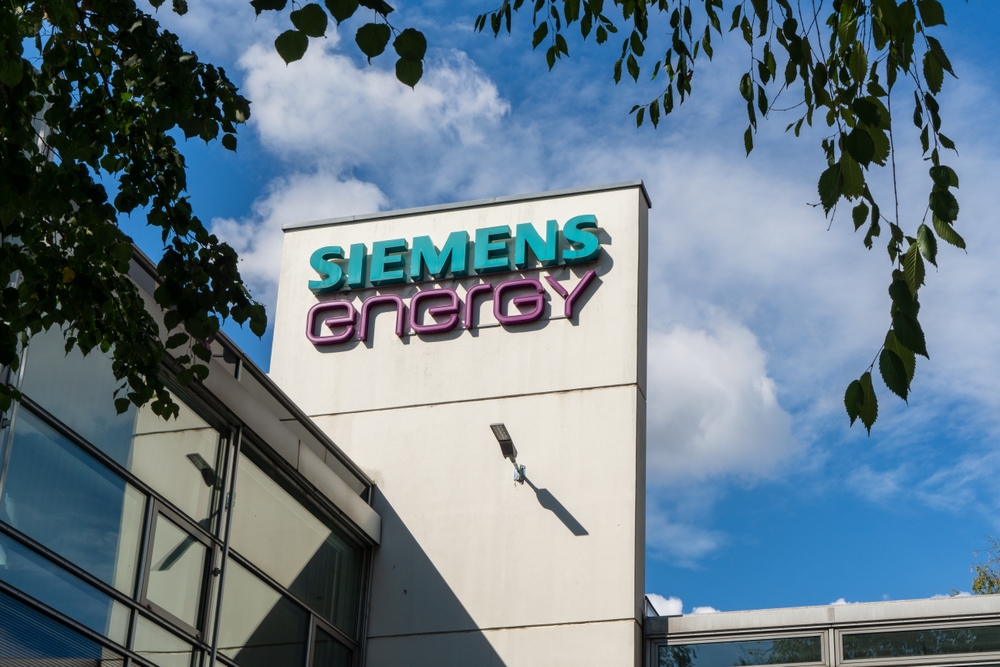 Siemens Energy zrychluje růst i zpětný odkup akcií: Silné čtvrtletí ukázalo, proč se společnost stává jedním z největších evropských akciových příběhů roku