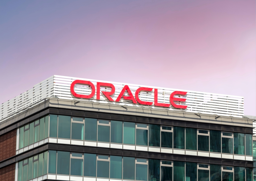 Oracle acquista slancio nel settore dell’IA: i ricavi dal cloud crescono del 121%, il volume degli ordini contrattualizzati raggiunge i 664 miliardi di dollari